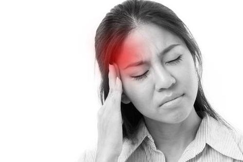 Hoa mắt, chóng mặt, đau đầu, triệu chứng điển hình thiếu máu não, cách hạn chế nguy cơ thiếu máu não