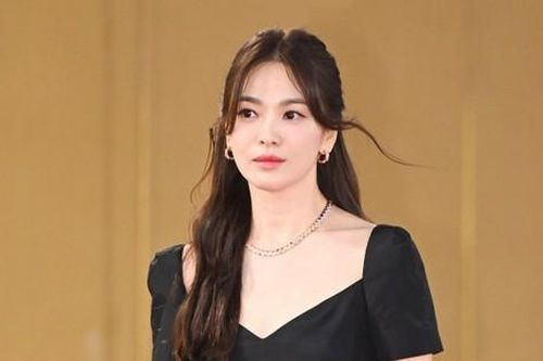 Bí kíp 'hack tuổi' của Song Hye Kyo nằm ở tuyệt chiêu chống lão hóa của các cô gái Hàn