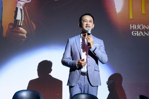 Vũ Minh Đức – Bác sĩ tim chuyên sáng tác nhạc tình