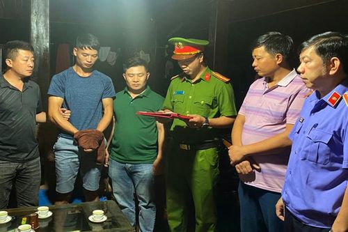 Bắt đối tượng vi phạm quy định bảo vệ động vật cấp quý hiếm