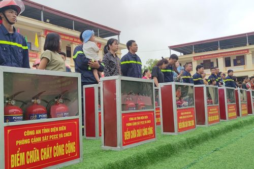 Điện Biên thành lập 58 điểm chữa cháy công cộng ở các khu dân cư