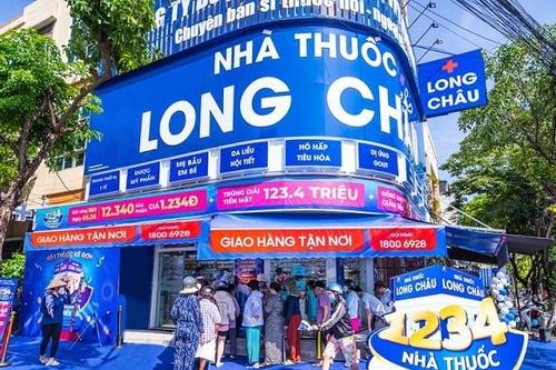 Dự định mở thêm 3.000 cửa hàng, Long Châu 'gánh' lợi nhuận cho FRT thế nào?
