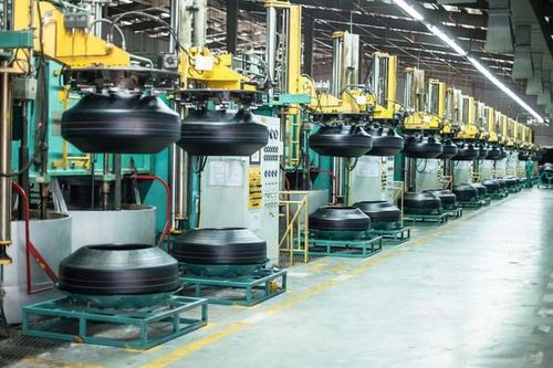 Cao su Đà Nẵng (DRC) bị xử phạt 3 lần chỉ trong 1 tháng, lãi 6 tháng sụt giảm gần 50%