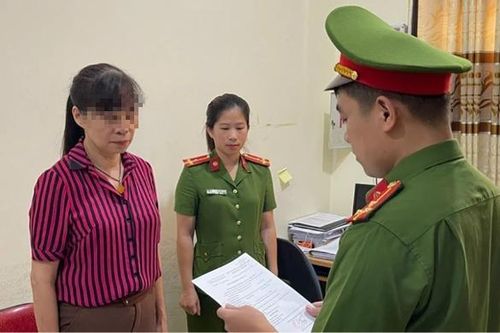 Cao Bằng: Khởi tố nữ Chủ tịch phường liên quan đến vụ sạt lở kè khiến 3 người tử vong