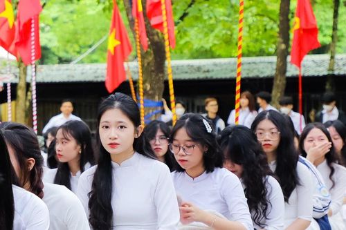 HĐND tỉnh ban hành chính sách thực hiện Nghị quyết số 165 của Chính phủ về học phí