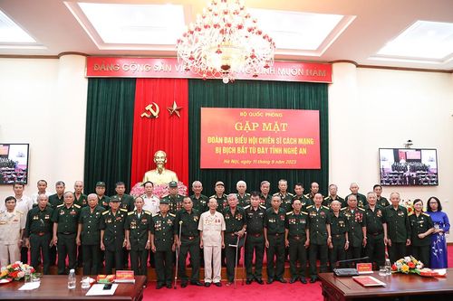 Gặp mặt Đoàn đại biểu Hội chiến sĩ cách mạng bị địch bắt, tù đày tỉnh Nghệ An