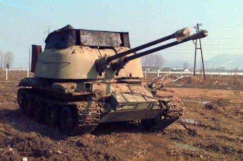 Pháo phòng không tự hành ZSU-57-2 'Máy tuốt lúa địa ngục' vẫn cực kỳ đáng gờm