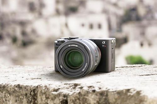 Sony ra mắt bộ đôi máy ảnh full frame Alpha 7CR và 7C II