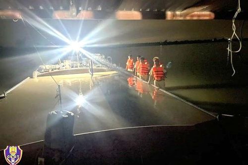 Điểm tin Công Thương và Pháp luật 11/9: Bắt giữ 4 tàu bơm hút cát; tước giấy phép 16 doanh nghiệp
