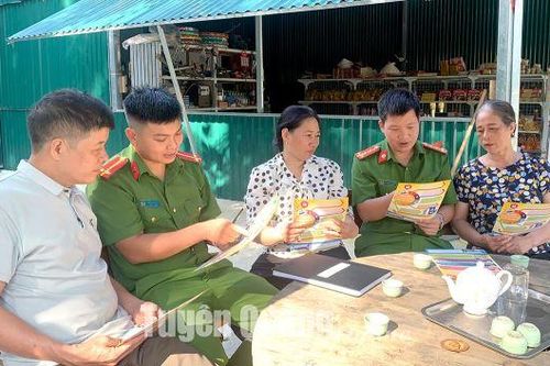 Phấn đấu 100% công dân đủ điều kiện đều được cài đặt, kích hoạt tài khoản ĐDĐT