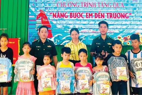 Phát huy tinh thần xung kích của tuổi trẻ
