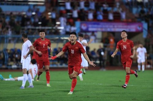 Lịch thi đấu bóng đá hôm nay 11/9 và sáng 12/9: Việt Nam đối đầu với Palestine