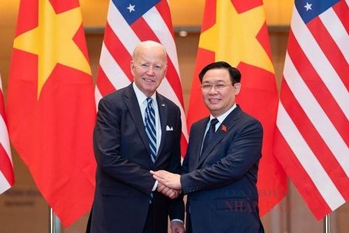 Chủ tịch Quốc hội Vương Đình Huệ hội kiến Tổng thống Hoa Kỳ Joe Biden