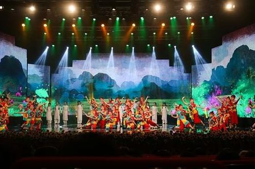 Đêm Gala Tôn vinh tiếng Việt 2023: Tiếng Mẹ thân thương