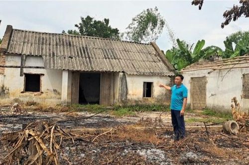 Sống thấp thỏm bên lòng hồ Yên Mỹ