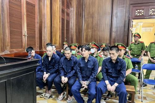 Nhóm 'áo cam' đập phá quán ốc, gây náo loạn đường phố ra tòa lãnh án