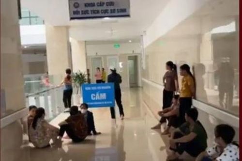 Điều tra làm rõ vụ hai bé sinh đôi thương vong sau khi tiêm vắc xin