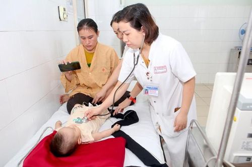 Cứu sống bệnh nhi 9 tháng tuổi mắc bệnh hiếm - cơ tim phì đại