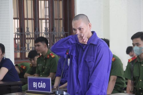 Cháu dùng dao chém dì ruột trọng thương