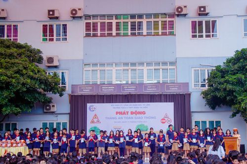 An toàn giao thông - bình yên dưới mỗi mái trường