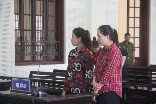 Cán bộ hội chữ thập đỏ vụ lợi tiền hỗ trợ đồng bào bị lũ lụt