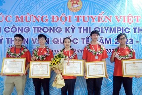 Giáo dục Hà Nội đề xuất cơ chế khen thưởng đặc thù