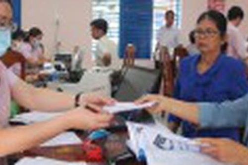 Vốn chính sách tiếp sức đến trường
