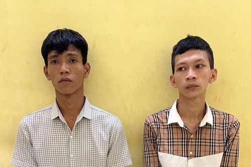 Hai đối tượng 'táo tợn' xông vào nhà dân cướp giật tài sản