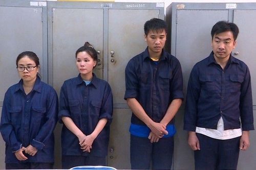 Bắt 4 cán bộ hải quan Bình Phước 'bảo kê' đường dây buôn lậu 150 tỷ đồng