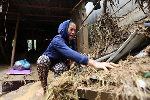 Phó chủ tịch Hội Chữ thập đỏ huyện trục lợi tiền cứu trợ lũ quét của dân