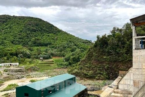Nghệ An: Thủy điện trăm tỷ xây 14 năm không xong
