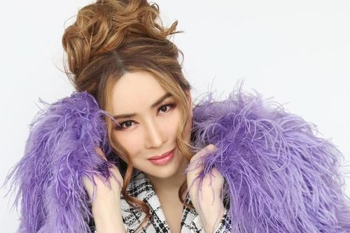 Sự thật tỷ phú chuyển giới sở hữu cuộc thi Hoa hậu Hoàn vũ vỡ nợ?