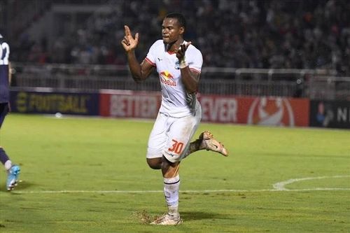 Hoàng Anh Gia Lai chia tay 'chân gỗ' Brazil ghi 7 bàn sau 3 mùa V-League; Hà Nội FC chiêu mộ cựu tuyển thủ Cameroon