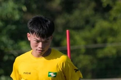 Vì sao SLNA đổi ý trong thương vụ Hồ Văn Cường?