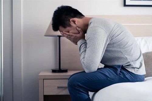 Cưới 7 năm mà chưa có con, tôi dằn vặt mãi cho tới khi thấy thứ rơi ra trong cuốn nhật ký của vợ