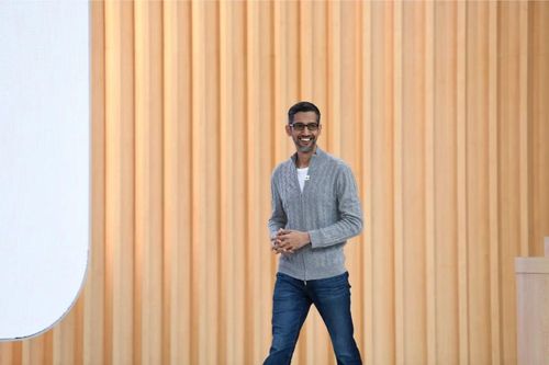 Giám đốc điều hành Google - Sundar Pichai cho biết AI có thể sẽ lớn hơn cả Internet