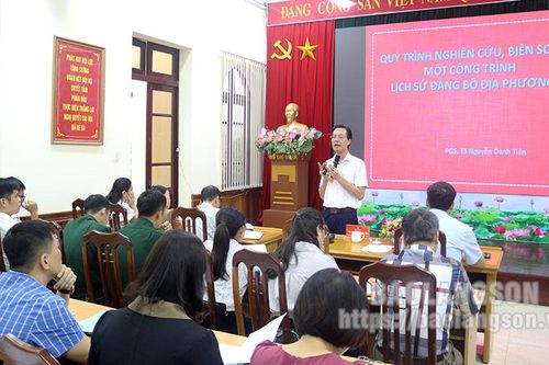 Tập huấn nghiệp vụ công tác nghiên cứu, biên soạn, xuất bản lịch sử đảng bộ, lịch sử truyền thống