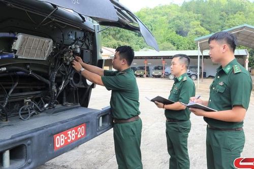 Quản lý, khai thác vũ khí trang bị kỹ thuật tốt, bền, an toàn