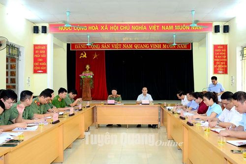 Bộ Công an khảo sát, làm việc về hỗ trợ kinh phí xây dựng nông thôn mới tại huyện Sơn Dương