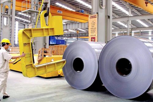 Cổ phiếu HSG đạt đỉnh 15 tháng, người nhà Chủ tịch Tập đoàn Hoa Sen muốn thoái toàn bộ vốn
