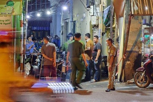 Phát hiện nam bác sĩ và em gái tử vong trong nhà