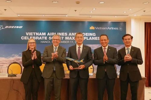 Vietnam Airlines mua 50 máy bay Boeing 737 MAX