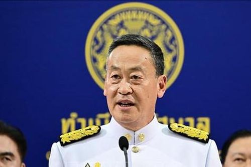 Thủ tướng Thái Lan cam kết cải thiện kinh tế đất nước