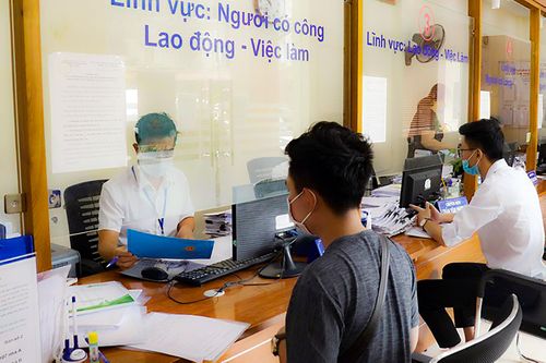 Chủ tịch Hà Nội yêu cầu chấn chỉnh tồn tại trong giải quyết thủ tục hành chính ở Sở LĐ-TB&XH