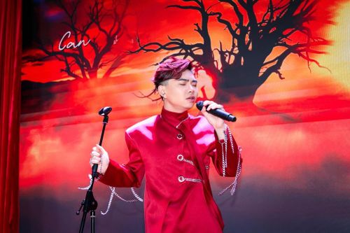 'Tân binh' Kiey lần đầu khoe giọng hát live, thừa nhận còn thiếu sót phải học hỏi