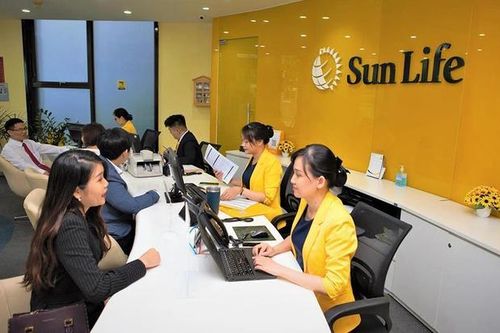 Sun Life Việt Nam: Lỗ lũy kế 'ăn mòn' vốn chủ sở hữu