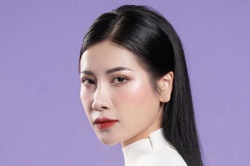 Quỳnh Anh Sao Mai hát nhạc Thanh Tùng theo phong cách Jazz