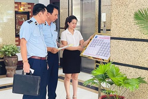 Tăng cường kiểm soát thị trường hàng hóa dịp Trung thu và Lễ hội Thành Tuyên 2023