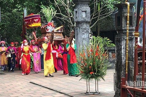 Đề nghị xử lý nghiêm các vi phạm trong hoạt động lễ hội