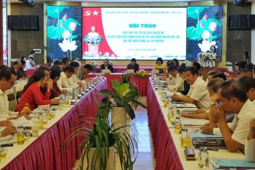 Ưu tiên hỗ trợ phụ nữ dân tộc thiểu số, ở vùng sâu, vùng xa, vùng biên giới
